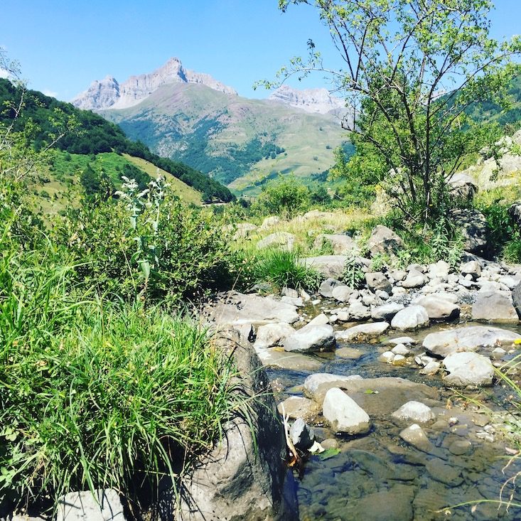 Valle_de_hecho Camping Hecho Hunde Wandern wild camping verboten