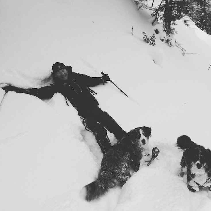 Hundemensch Hundemensch Hundeliebe Schnee Schneeschuhwandern Wintercamping Tirol