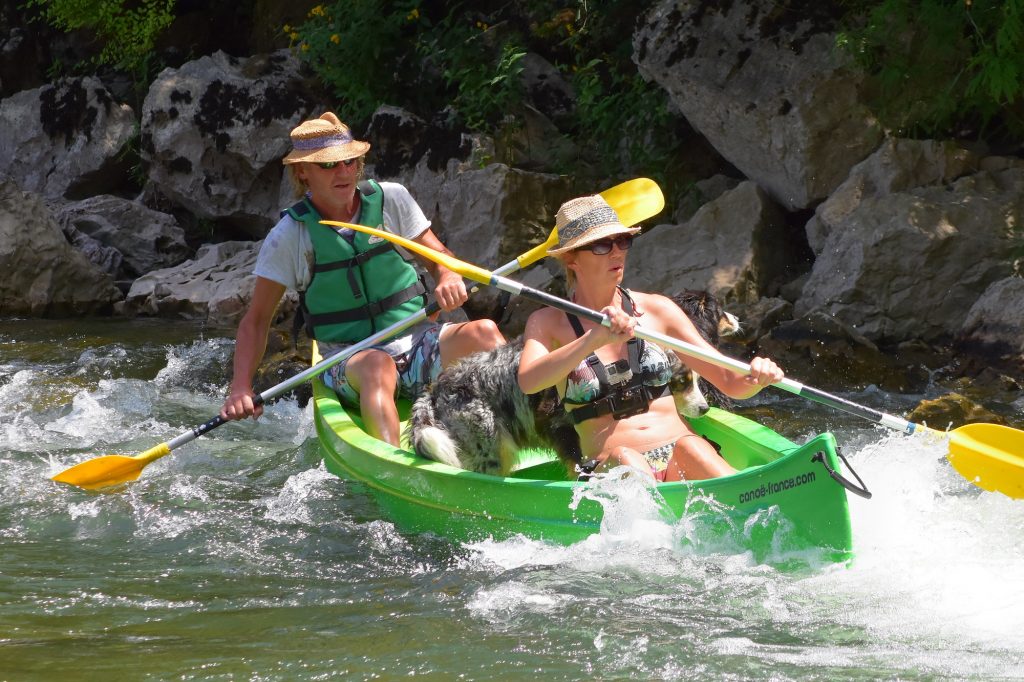 Ardèche drome Ardèche hund Kanu camping Kanu
