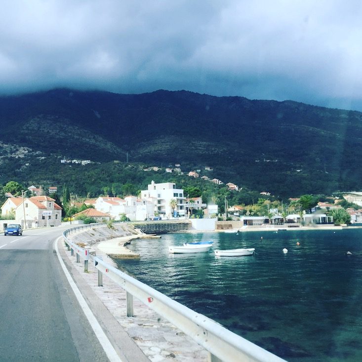Montenegro Bucht von Kotor camping Hund Montenegro