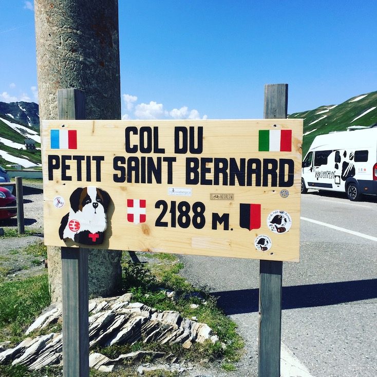 Col du petit st Bernard St Bernhard Pass Alpen Bergstraße Wohnmobil Campingbus Roadtrip Pässe