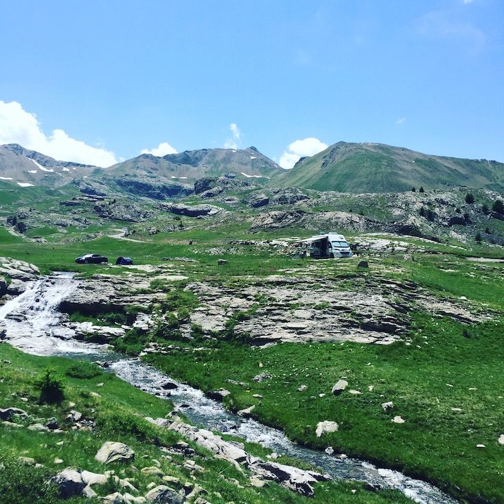 Col de la Bonette Col de la Bonette Alpenpässe Wohnmobil Campingbus Frankreich Rundreise Wildcamping