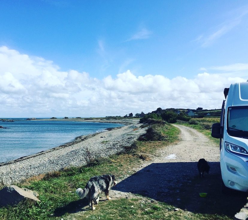 La Hague La Hague Camping Wildcamping Wohnmobil Campingbus Van Hund Normandie Frankreich