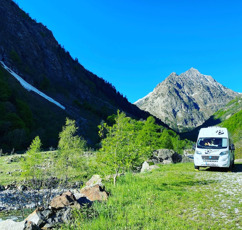 Valle Gesso Camping mit Hund Terme di Valdieri Vanlife Piemont Seealpen